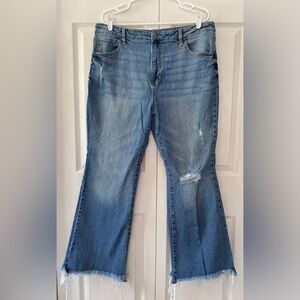 No Boundaries NOBO Juniors Distressed Flare Leg Jeans Frayed Hem Size 19